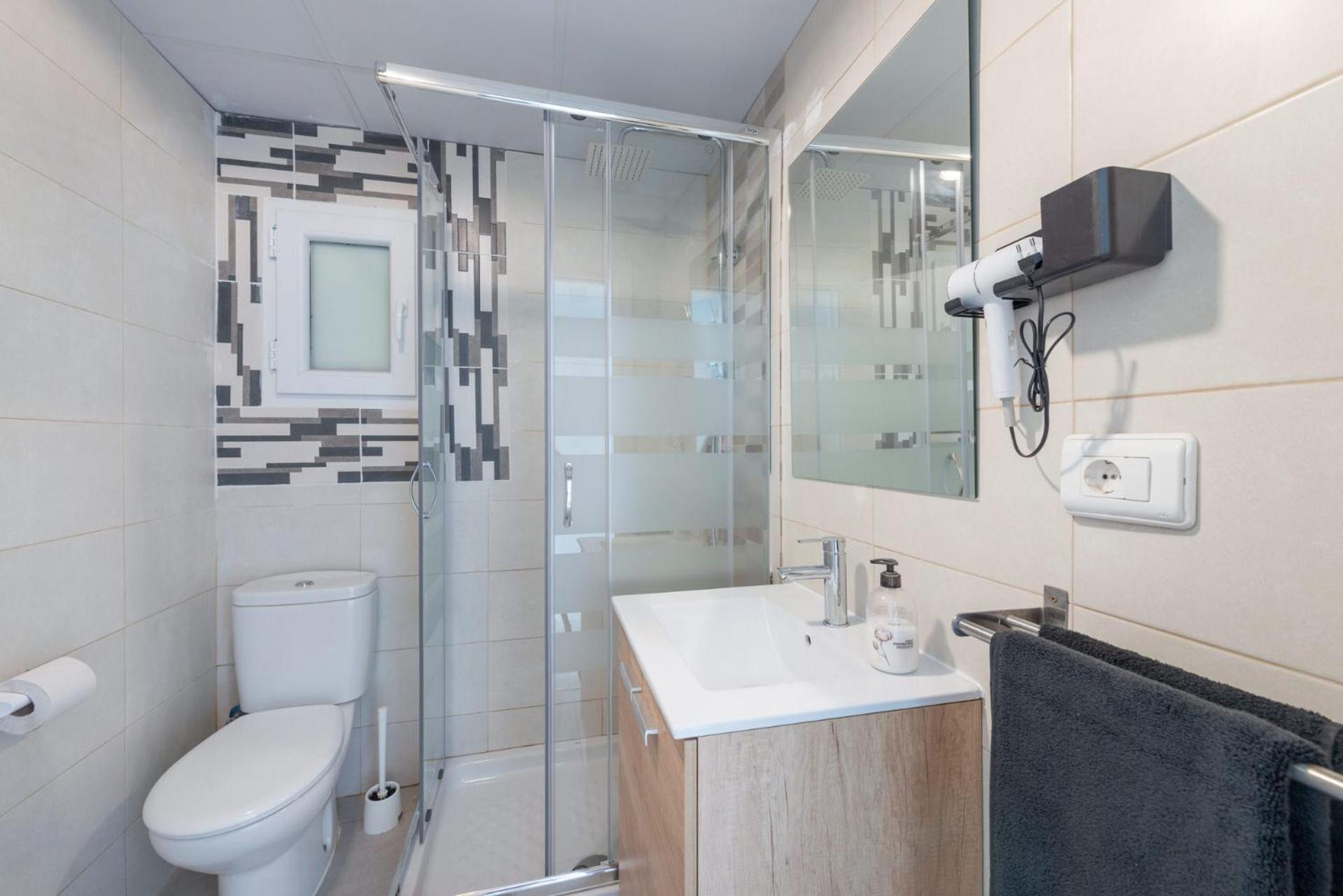 Beetroot, Jedes Zimmer Verfuegt Ueber Smart Tv , Eigenes Bad Mit Regendusche Und Balkon Llucmajor Kültér fotó